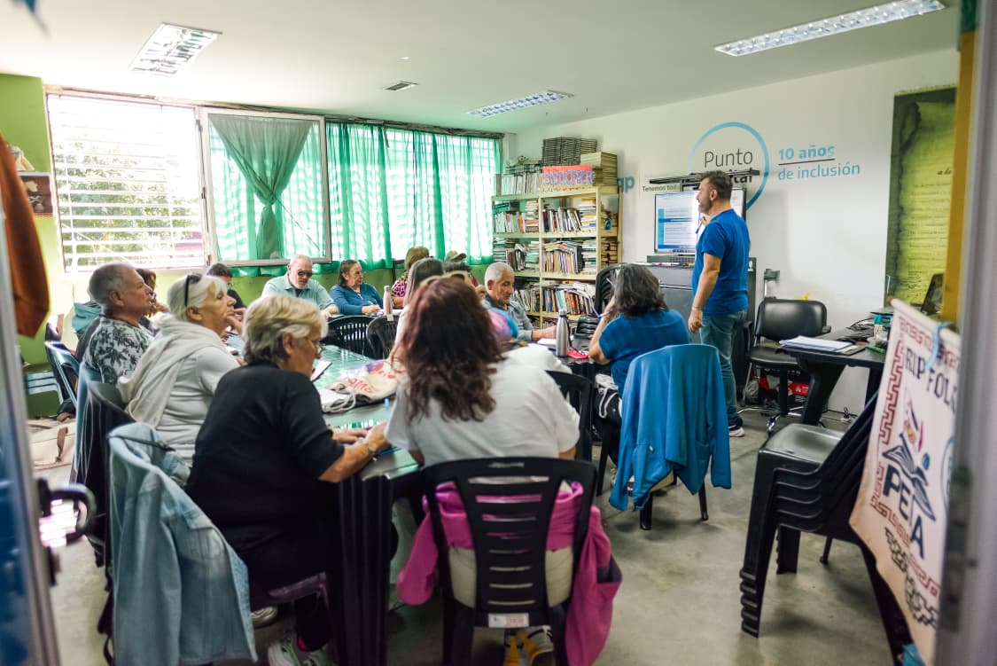 Septiembre conecta generaciones en el Punto Digital Libertad