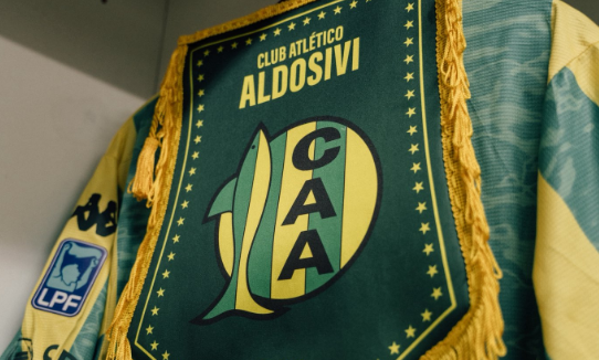 Sin DT, Aldosivi busca su primer triunfo en La Paternal