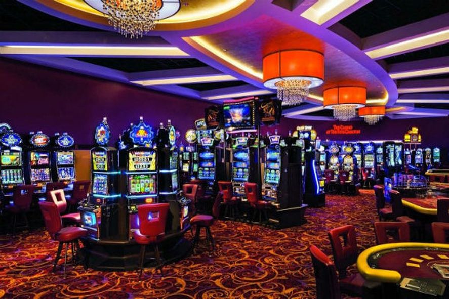 Una valija y fichas por $346 millones en el Casino