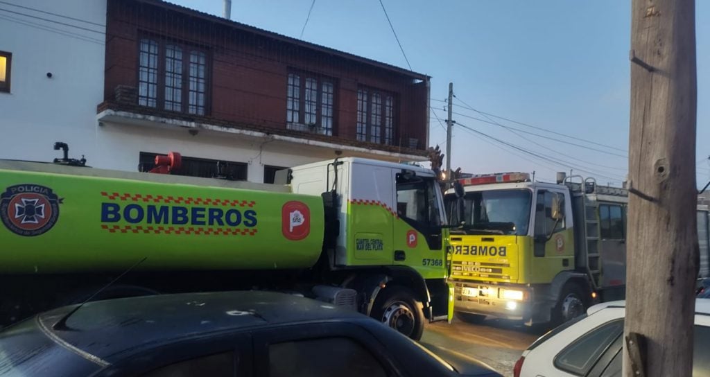 Fuego a las 6 en un PH de Las Avenidas
