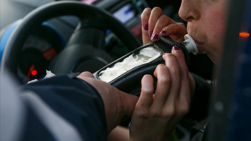 La meta de alcoholemia bajó de 20.000 a 2.880 tests