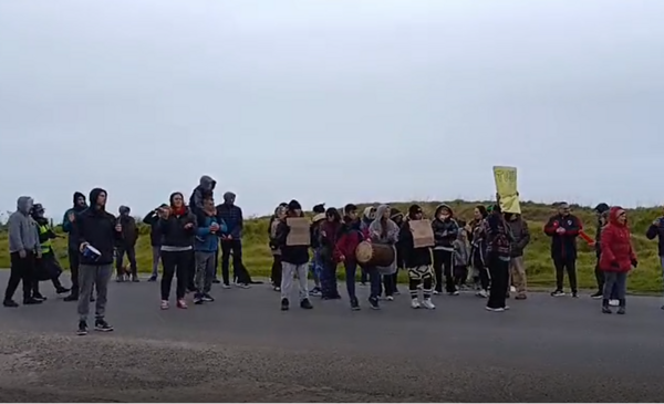 Acantilados cortó la Ruta 11 por la inseguridad