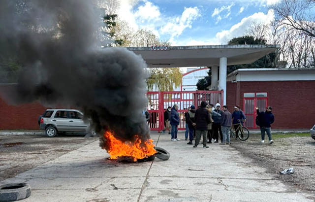 Sadowa: despedidos vuelven por indemnizaciones impagas