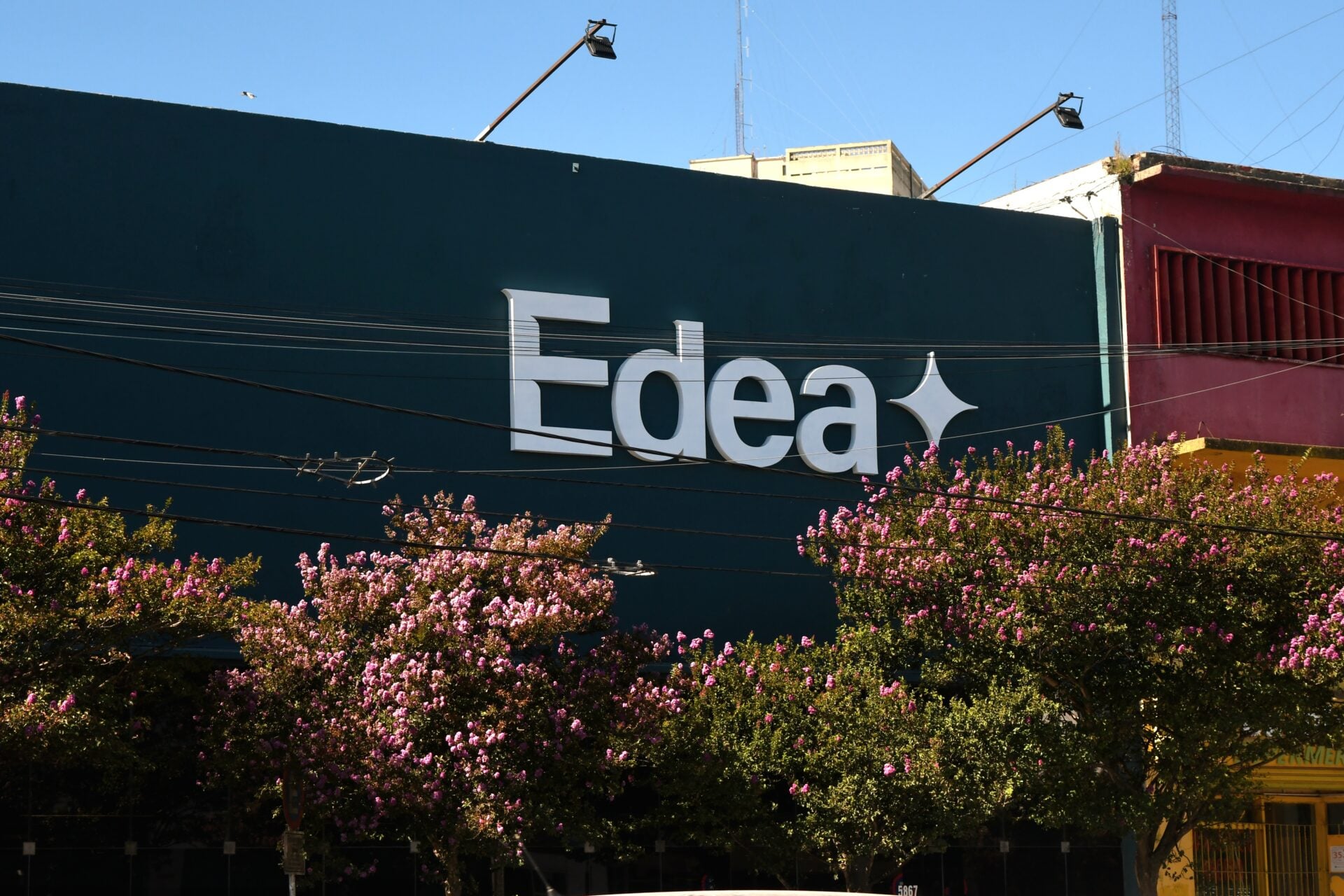 EDEA anunció cortes para el lunes sin zonas ni horarios