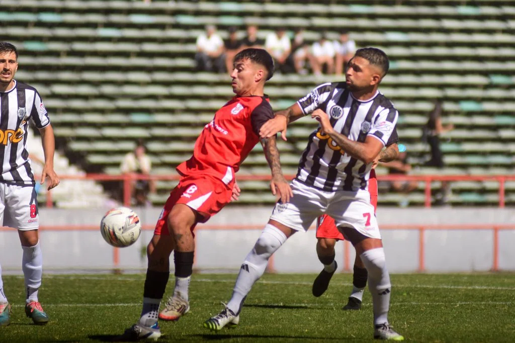 La Liga Marplatense vuelve tras el freno del clima