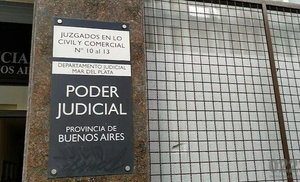 Diez años por una factura y $6 millones de fallo