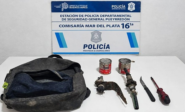Dos llaves, un cuchillo y otra caída en Pueyrredón