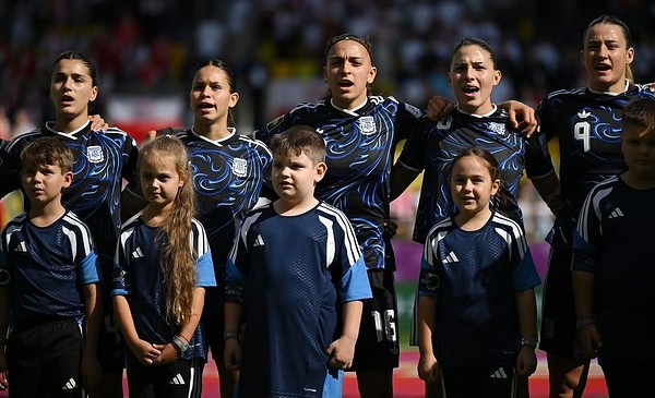 De Cadetes al Mundial, Camila Ochoa ya juega con Argentina