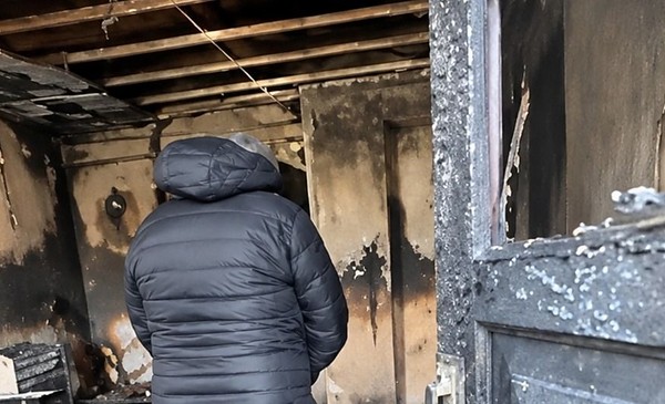 Piden ayuda para Quique y Zoé tras un incendio
