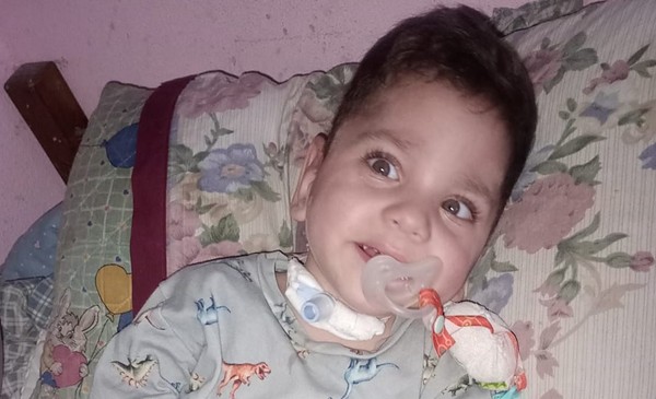 Giovanni sigue internado y su familia pide ayuda