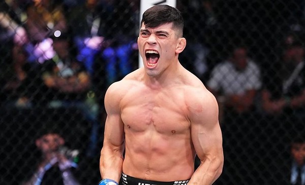 Vallejos va contra el 4° pluma en el coestelar de UFC Qatar