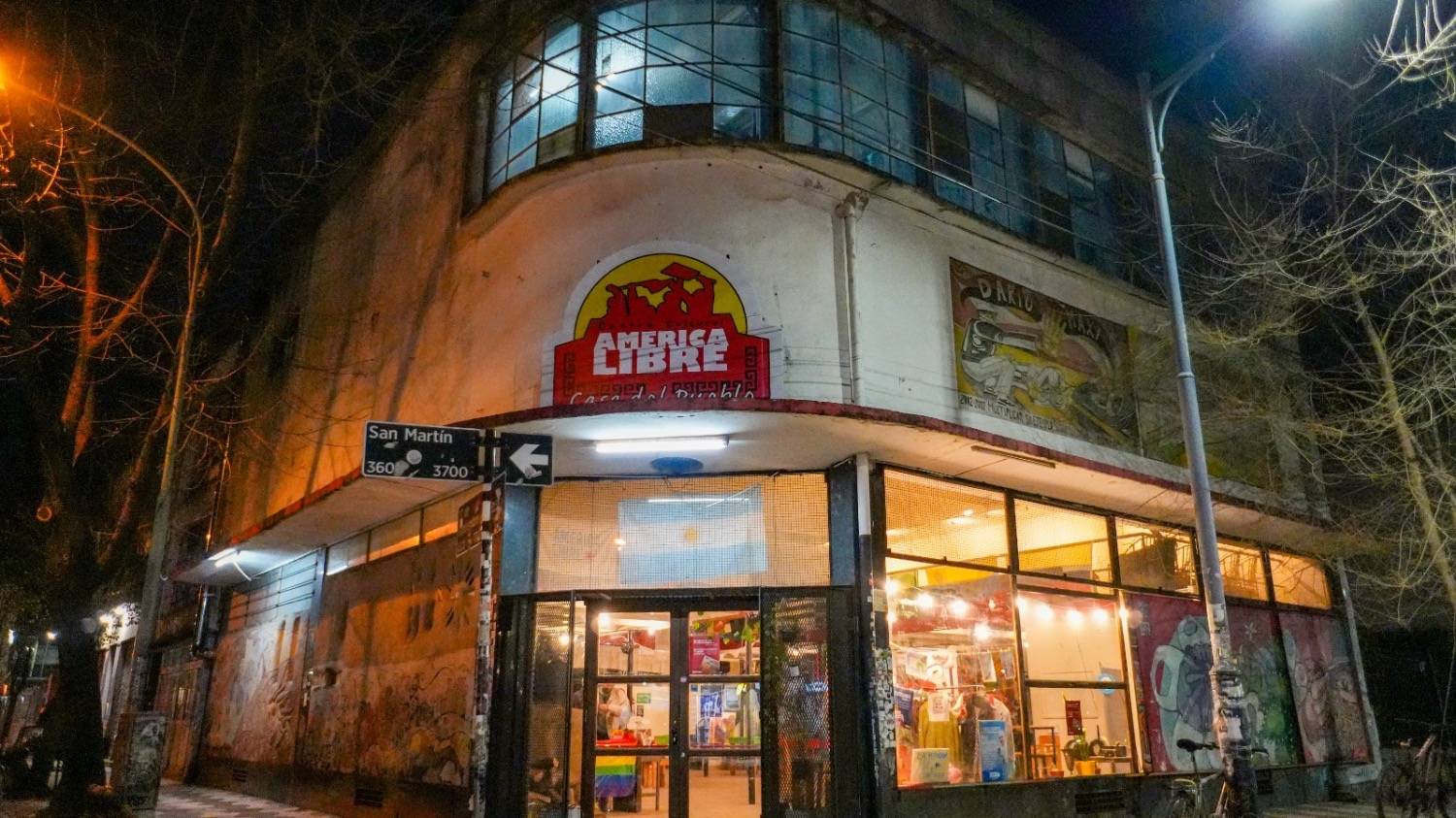 América Libre cumple 20 y sale a Plaza Rocha