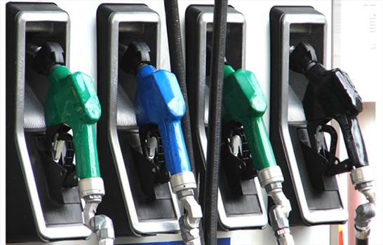 Otra vez, el impuesto a los combustibles queda para noviembre
