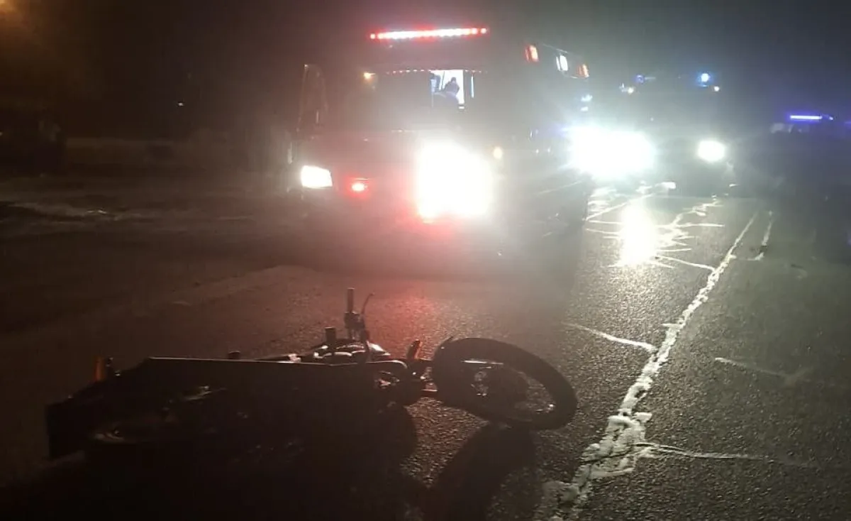Dos mujeres heridas tras chocar en moto en Ruta 226