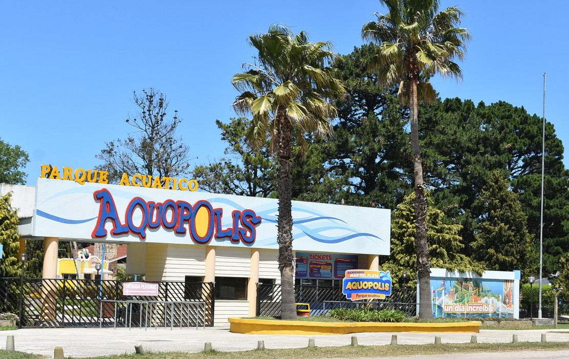 Aquopolis va por ocho olas de hasta 1,40 metros
