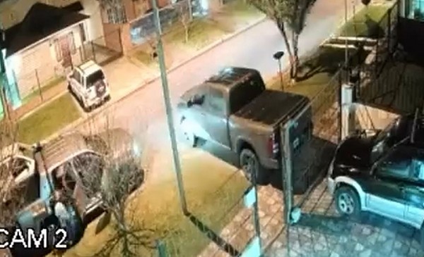 Asaltaron a una familia al bajar de la camioneta en Carasa