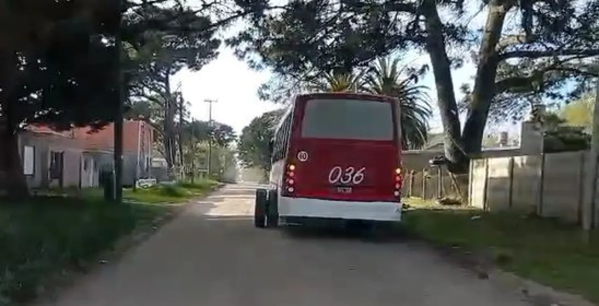 Un 581 perdió el eje trasero con 40 pasajeros a bordo