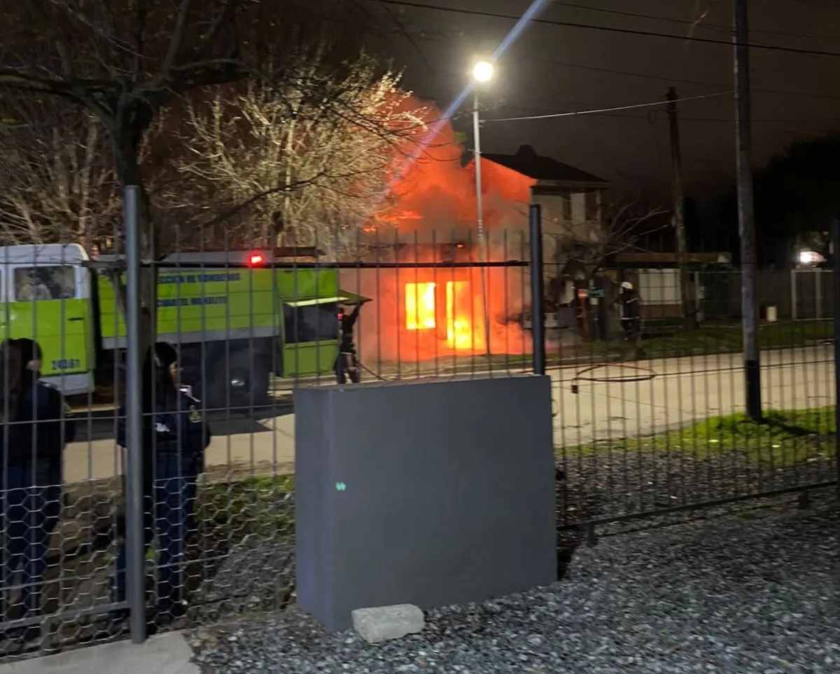 Dos viviendas destruidas por un incendio en López de Gomara