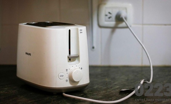 Edea debe descontar lo cobrado de más por la suba de luz