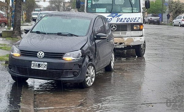 Dos amarillos, cero margen en Jara y Belgrano