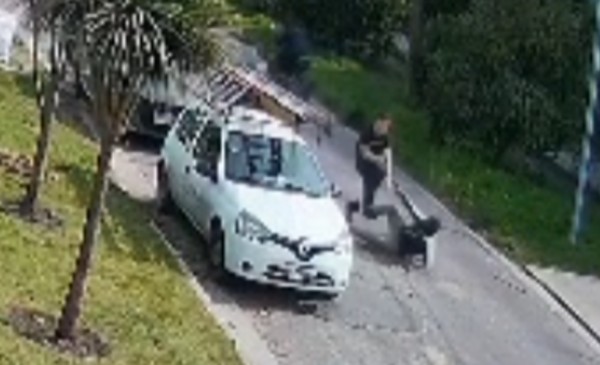 Balearon a un gasista en Punta Mogotes para robarle el auto