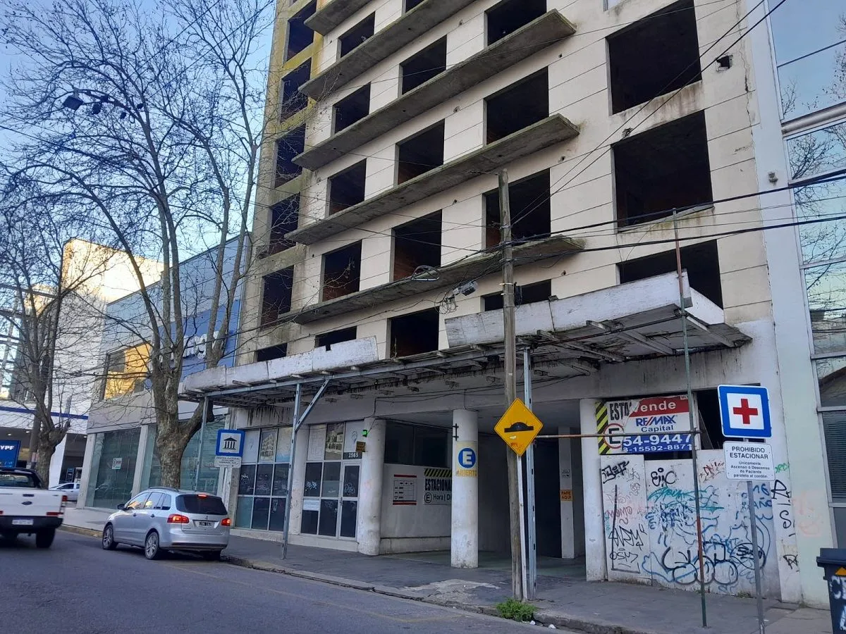 Rematan 81 monoambientes a medio hacer por US$ 2,05 millones