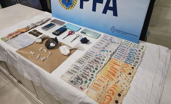Cocaína, balanzas y municiones en Las Dalias