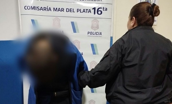 Quiso vender lo robado y terminó frenado en un taxi