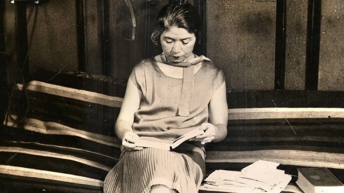 Una caminata por La Perla sigue las huellas de Alfonsina Storni