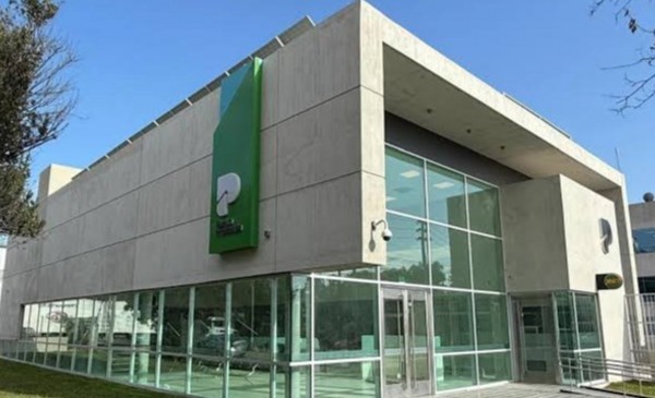 Cinco días sin bancos: el efectivo entra en tiempo extra