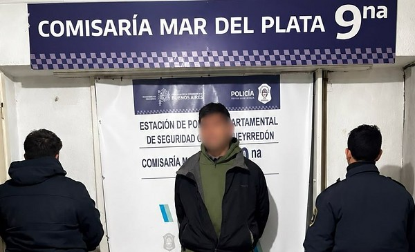 Palazos entre cuidacoches en la costa y un detenido