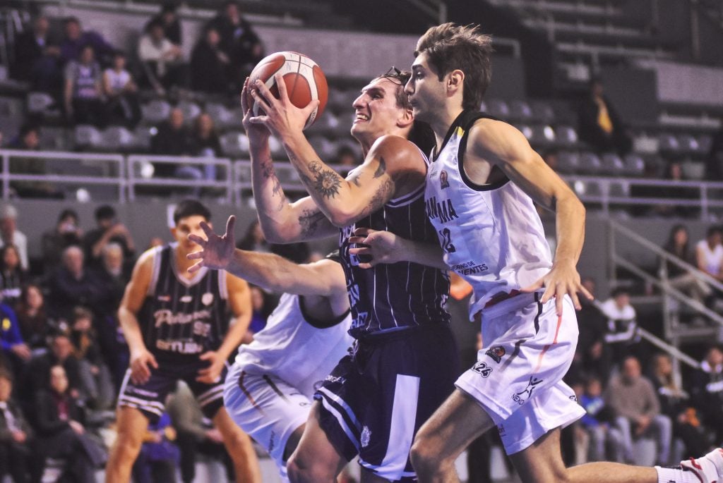 Guerra metió 25 y Peñarol sigue invicto