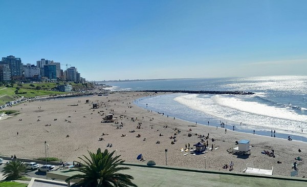 Martes con sol y ráfagas de hasta 50 km/h en Mar del Plata
