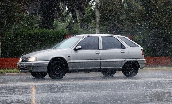 Viernes de campera, sábado bajo tormentas