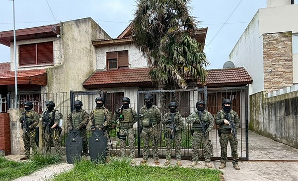 Entradera en San Carlos dejó municiones y celulares secuestrados
