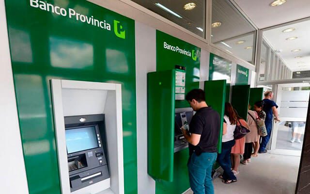 Piden cajeros abiertos de noche y los fines de semana