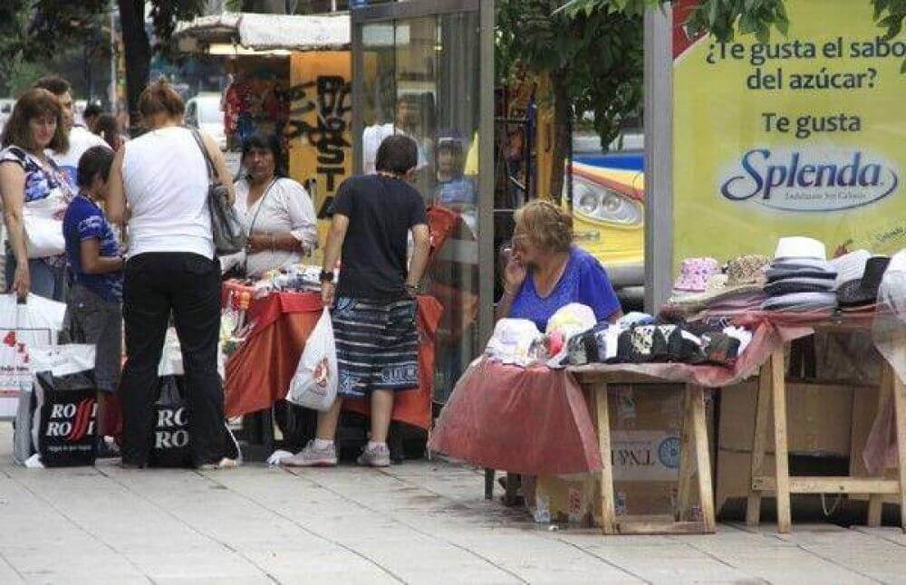 Para dos puestos, hasta 70 personas
