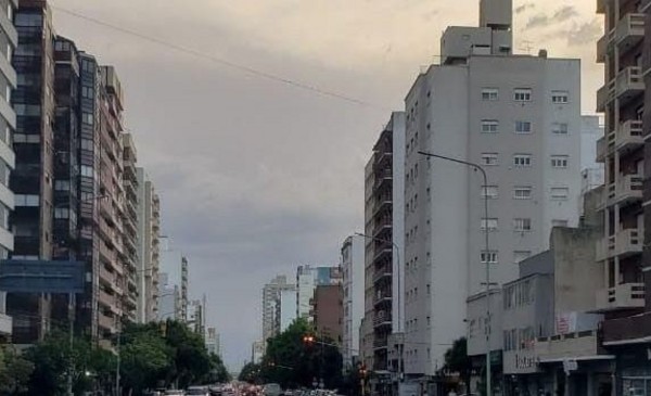 Mar del Plata se congela a 13° y el martes cambia el libreto