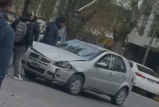 Otro choque en Libertad y Jujuy, una esquina con antecedentes