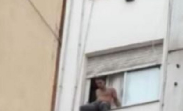 Un joven fue puesto a salvo en pleno centro
