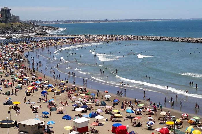 Balnearios dicen que Mar del Plata cuesta menos que Brasil