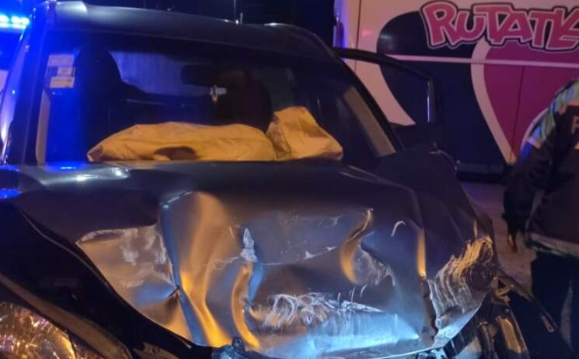 Choque en la Autovía 2 y una mujer trasladada al HIGA