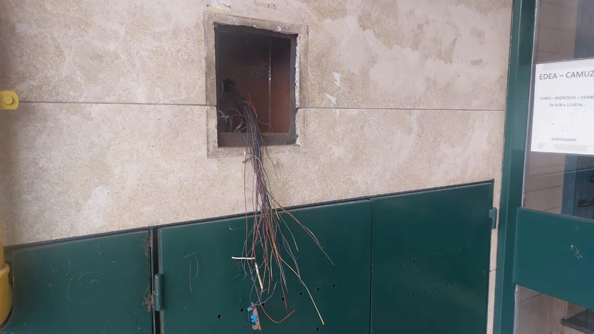 Se llevaron el portero y dejaron incomunicado un edificio