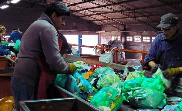 El reciclado textil cayó 87% y nadie sabe por qué