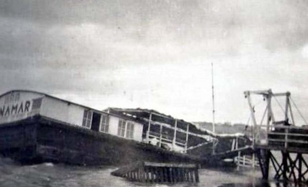 Faunamar terminó bajo el puerto en una noche de temporal