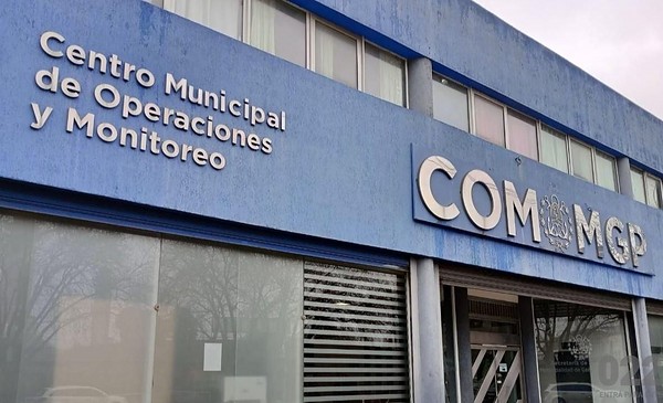 Le robó una mochila y cayó a 100 metros del COM
