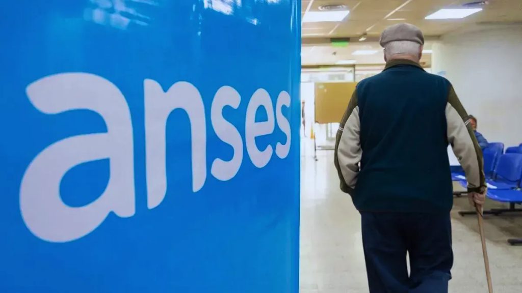 Bono de $70.000 en noviembre para jubilados y pensionados