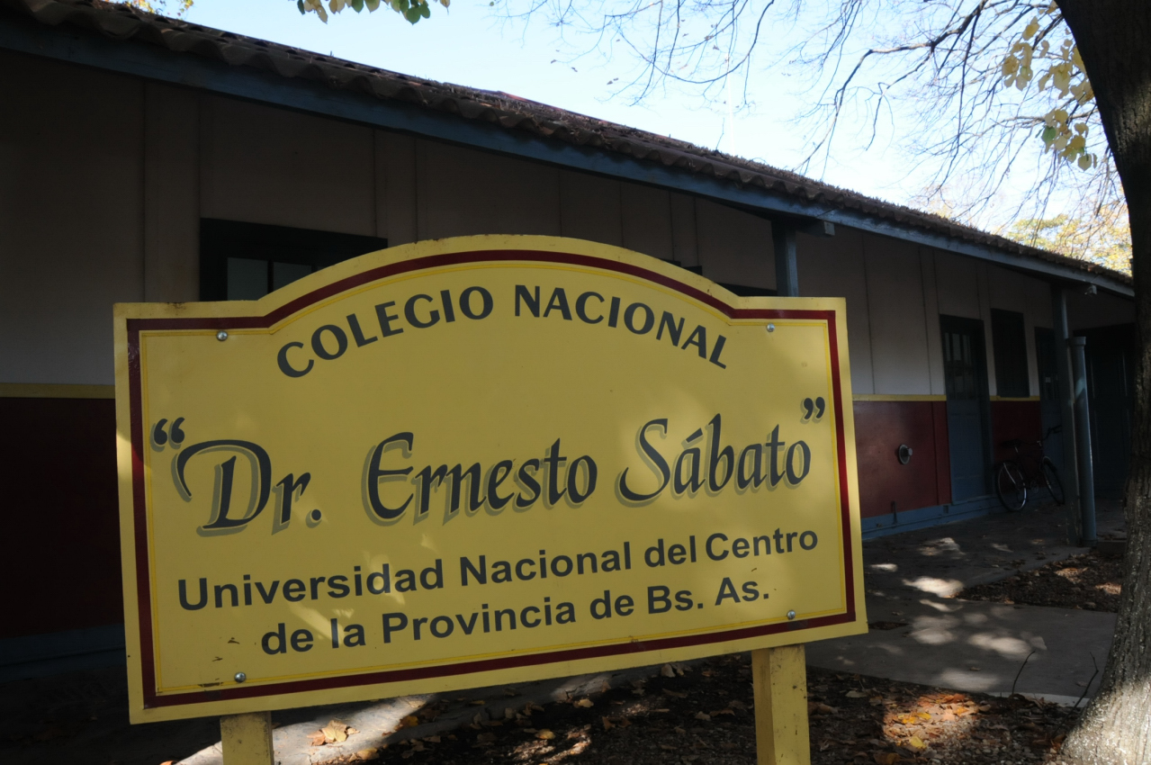 La Sabato busca docente para pensar el arte contemporáneo