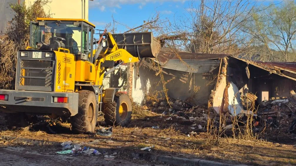 La construcción abandonada de Tunitas empezó a caer