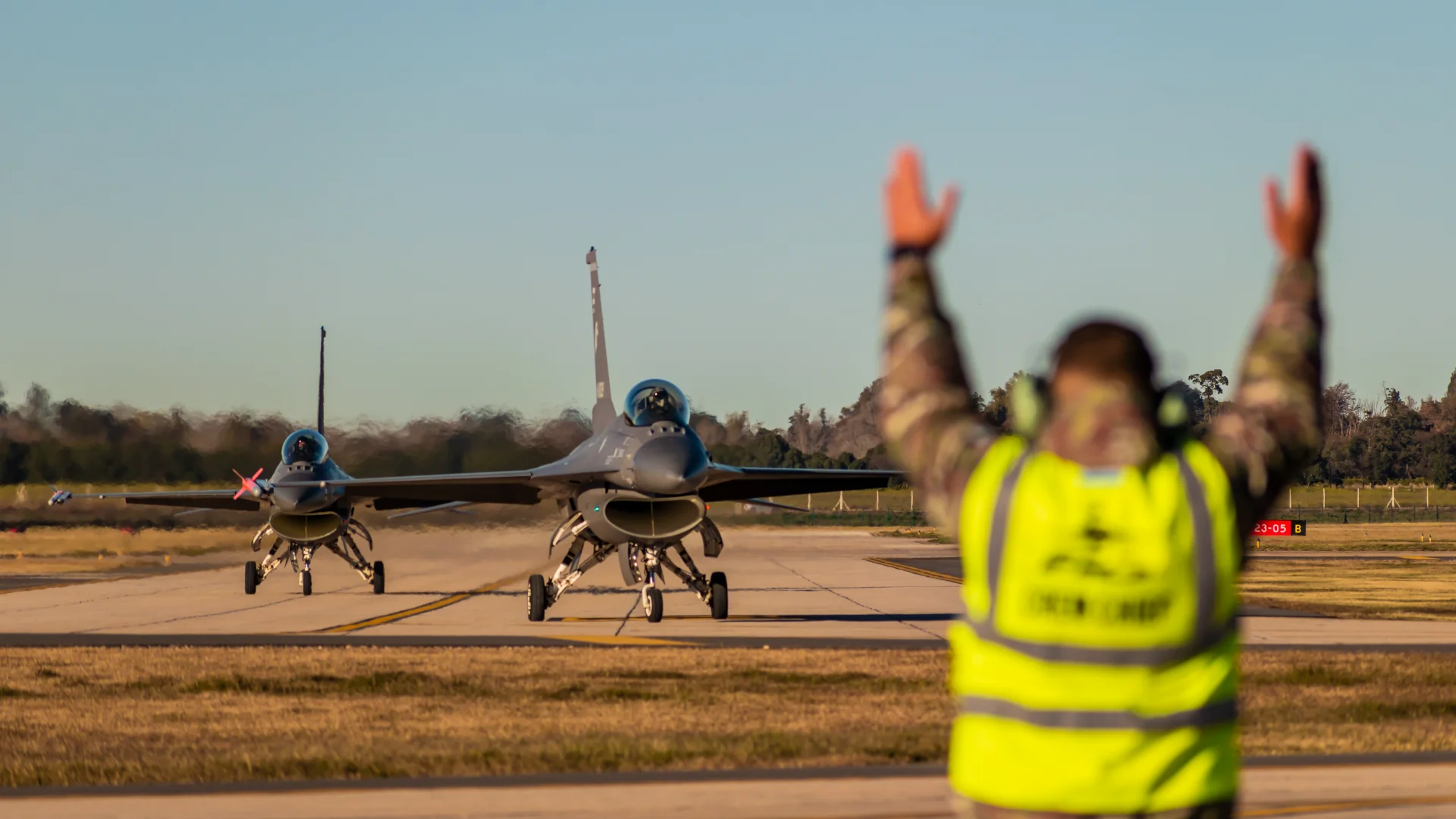 Top Gun espera en Tandil: ya son 12 los F-16 en el país